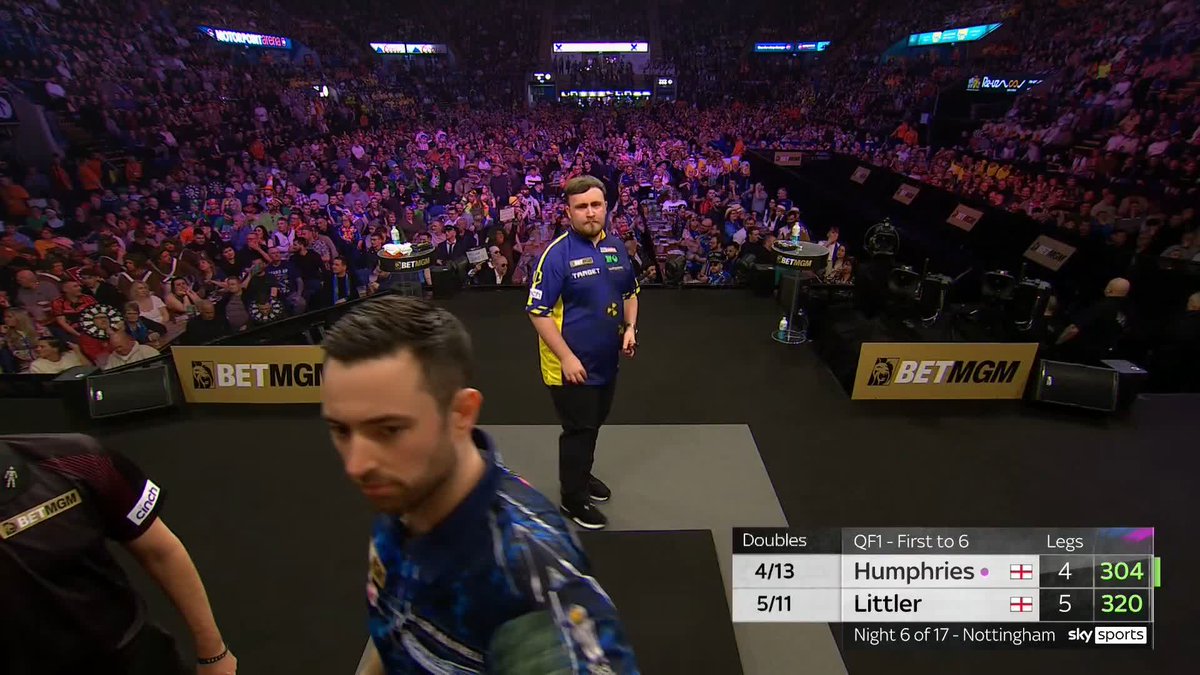 LITTLER WINS THE OPENER!! What a game that was to kick things off as Luke Littler beats Luke Humphries 6-4 to reach the Semi-Finals. An electric start in Nottingham! ๐บ #PLDarts25