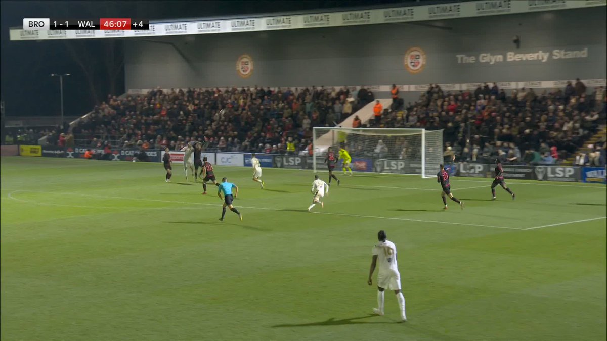 "A huge moment for Walsall" Excellent touch and finish from Levi Amantchi 💥