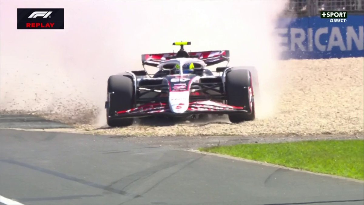 C'est l'image forte de la nuit : le gros crash de Bearman en FP1 💥 Le Britannique va bien mais n'a pas pu prendre part à la FP2... #AustralianGP #F1