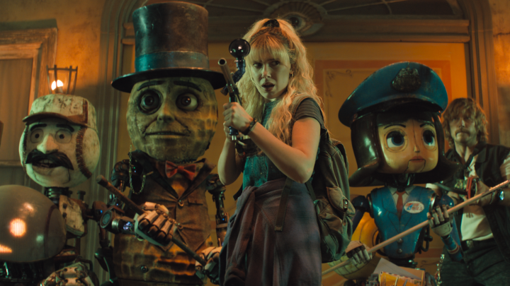 Robotlar ve insanlar yan yana. Sanal Ülke şimdi sadece Netflix'te.