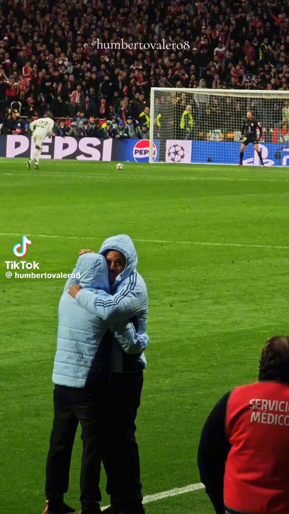 Lo de Ceballos y Militao. La celebración de todo el equipo. La alegría de los canteranos. Señalarse el escudo. Carvajal como si estuviese en la grada. Y puto indio el que no bote. Lo volvimos a hacer y lo seguiremos haciendo. Madrid somos nosotros y en Europa todavía más.