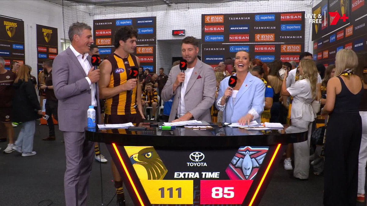 Just in case there's any confusion on how to pronounce 'Barrass' 😅 #AFLHawksDons