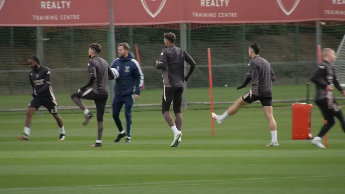 Arsenal players train ahead of their Premier League clash with Chelsea as Thomas Tuchel names Myles Lewis-Skelly in his first England squad 🏴