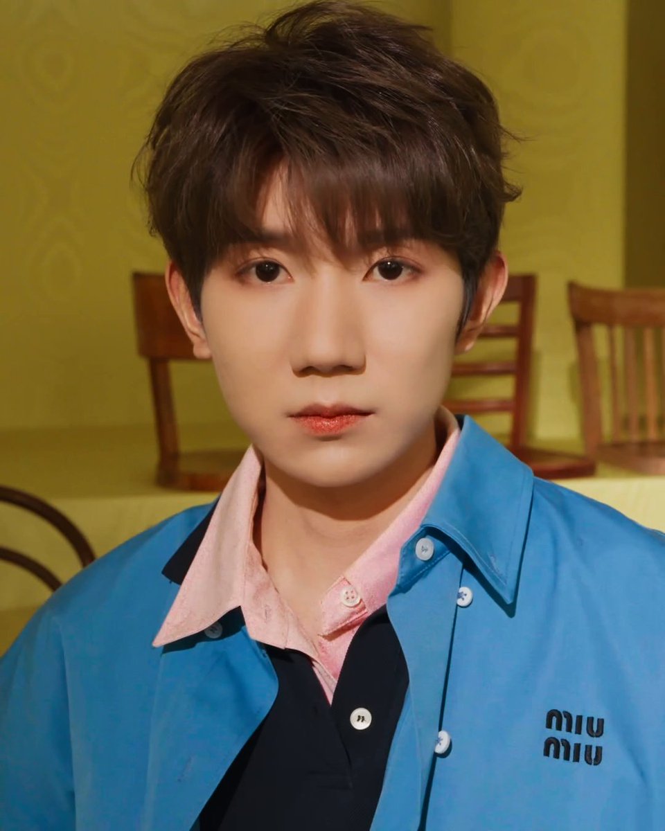 #RoyWang attends the Miu Miu Fall/Winter 2025 fashion show by Miuccia Prada in Paris. #MiuMiuClub #MiuMiuFW25