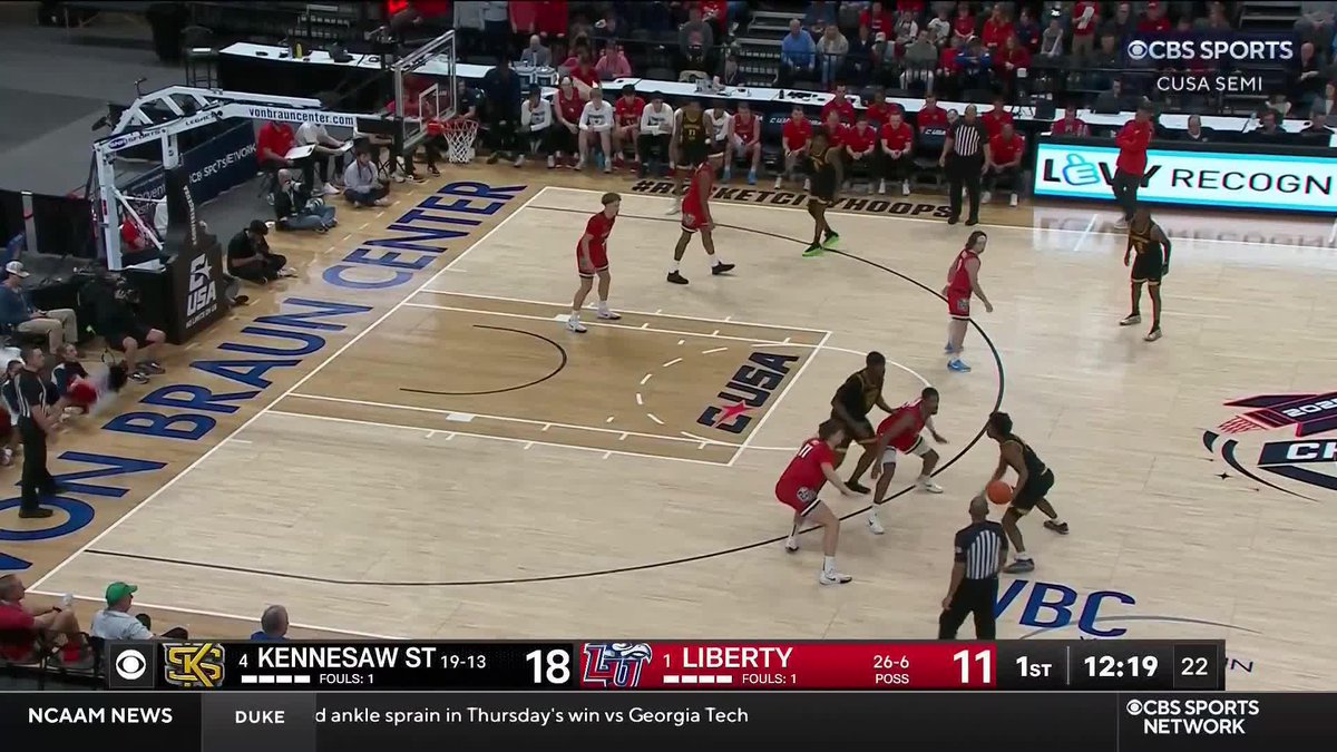 So smooth with it 😤 Wooley with 10 thus far! 📺 CBSSN Kennesaw State MBB | #NoLimitsOnUs