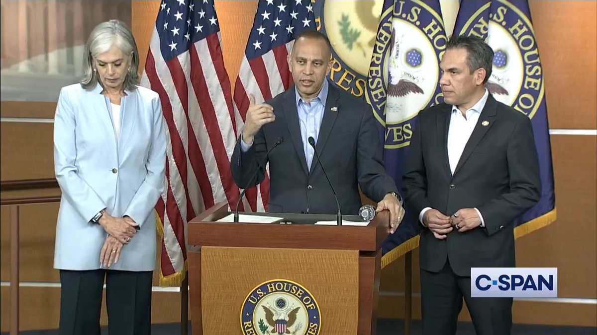 Q: "Is it time for new leadership in the Senate?" Hakeem Jeffries: "Next question."