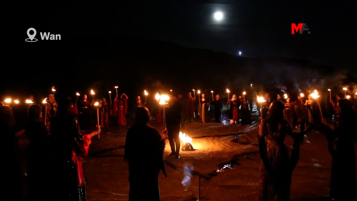Wan’da ilk Newroz ateşini kadınlar yaktı