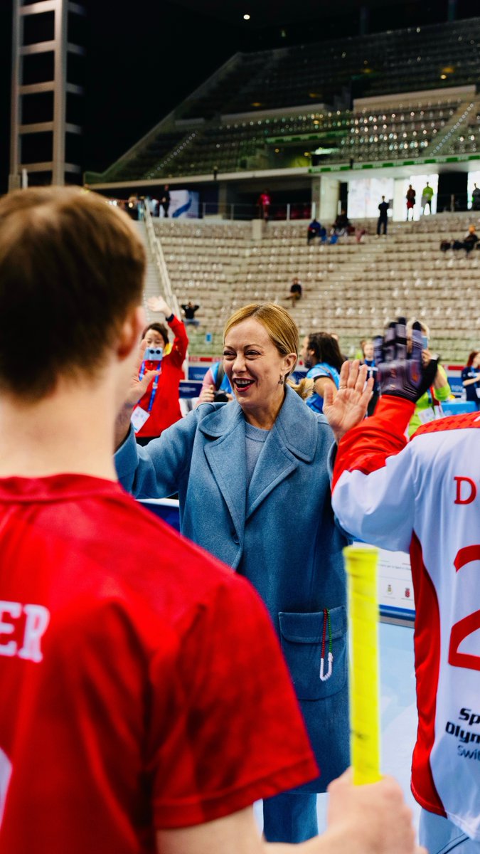 Oggi ho avuto il piacere di incontrare gli straordinari atleti dei Giochi Mondiali Invernali Special Olympics Torino 2025. A tutti loro va il mio più sincero augurio: continuate a inseguire i vostri sogni con la stessa forza e il sorriso che ho visto oggi nei vostri occhi. L’Italia è con voi!