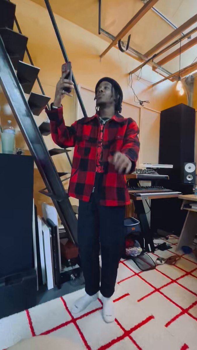 A lot of you said BAD MAN. Meet Vic Daggs II . Superstar in the making 🤝🏿 🔗
