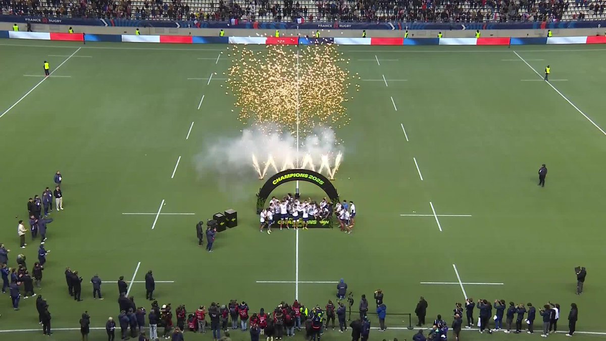 LES CHAMPIONS 🏆 Félicitations France Rugby 💙 #FRAECO | #SixNationsRugby