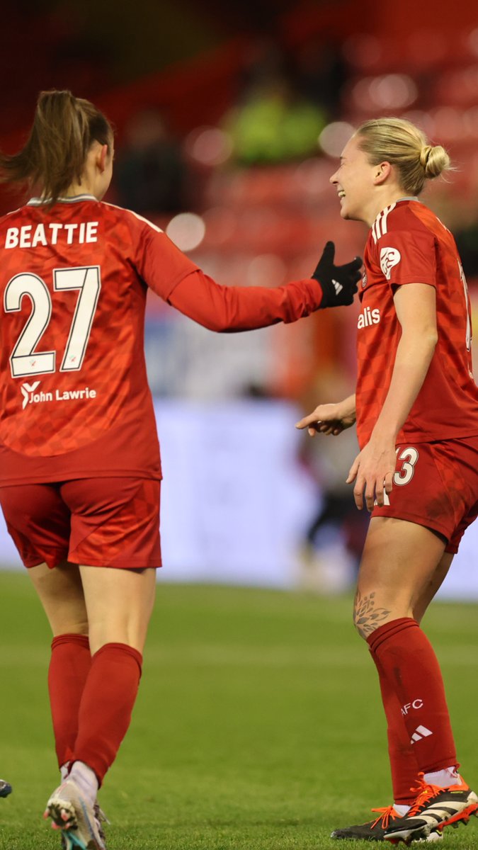 💥 The header. 😂 The celebration. Fran breaks the deadlock 👊
