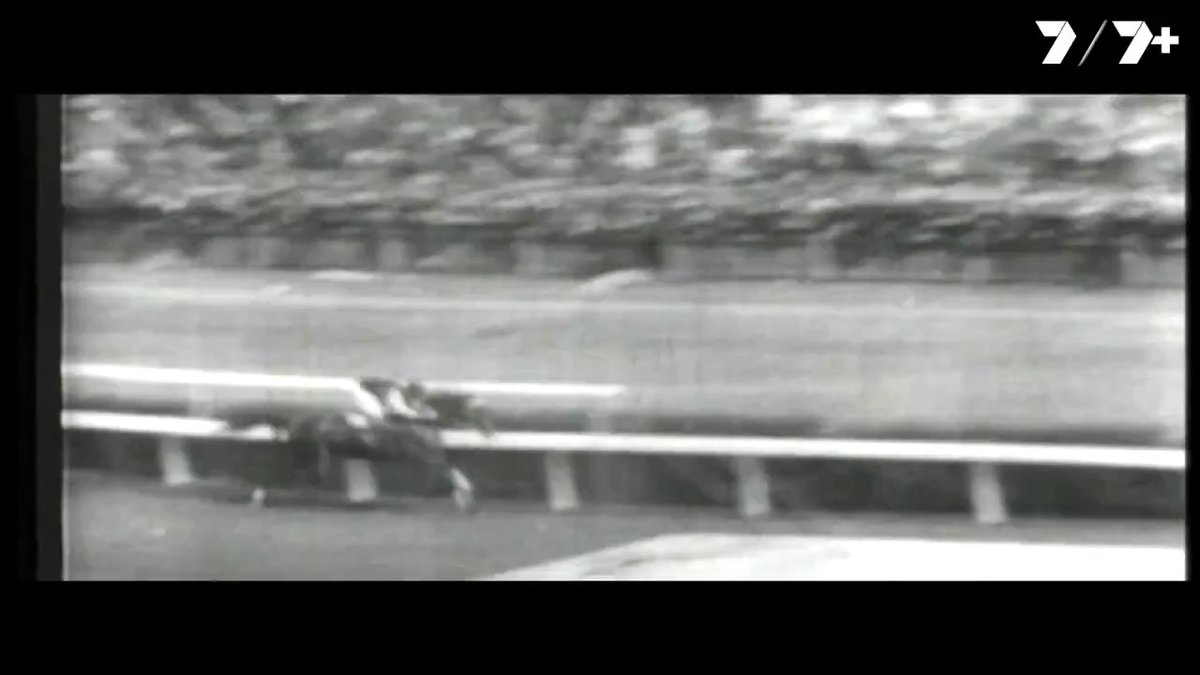 Katie McDonald reminisces about Phar Lap's stopover in Albury ahead of his magical Melbourne Cup win in 1930. The legend of the turf is set to be honoured ahead of today's Phar Lap Stakes at Rosehill. @Katelynmallyon Albury Racing Club Australian Turf Club