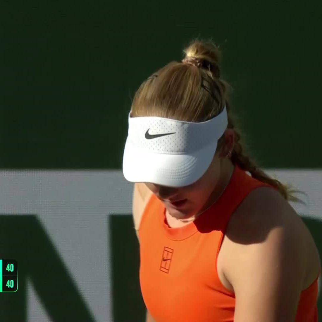 Mirra Andreeva wins an incredible point against Iga Swiatek at Indian Wells. Great defense from Iga… but what a point from Mirra. At 17 years old, she has such great court awareness. Huge talent.