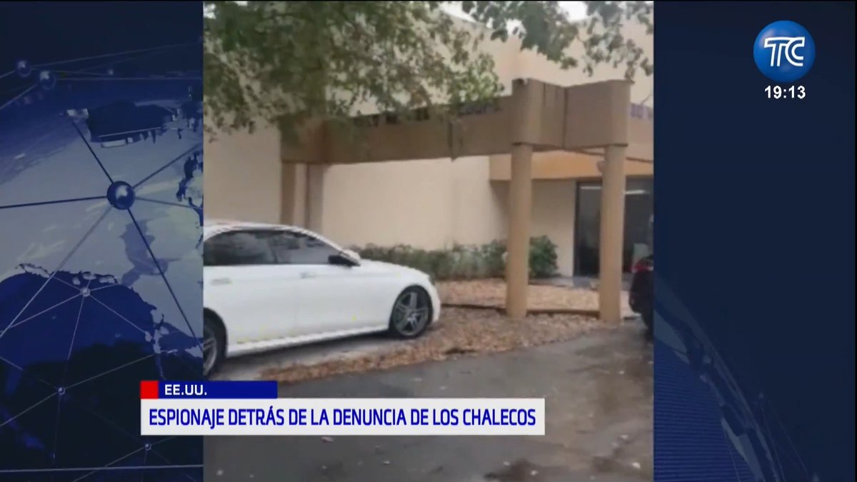 Una investigación revelaría que la esposa del exministro del Interior, José Serrano, habría realizado grabaciones en el exterior de las oficinas de High-End Defense, la empresa estadounidense que vendió los chalecos antibalas a Ecuador. Estas grabaciones habrían tenido lugar en Florida un día antes de que se presentara una denuncia sobre la supuesta mala calidad de los equipos adquiridos por el país. - Más noticias en