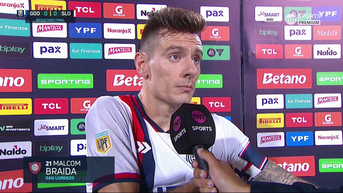 Braida "ESTOY CALIENTE. SOS EL CAPITÁN Y TE HABLA MAL TAMBIÉN. YO NO ENTIENDO QUE HAY QUE HACER"