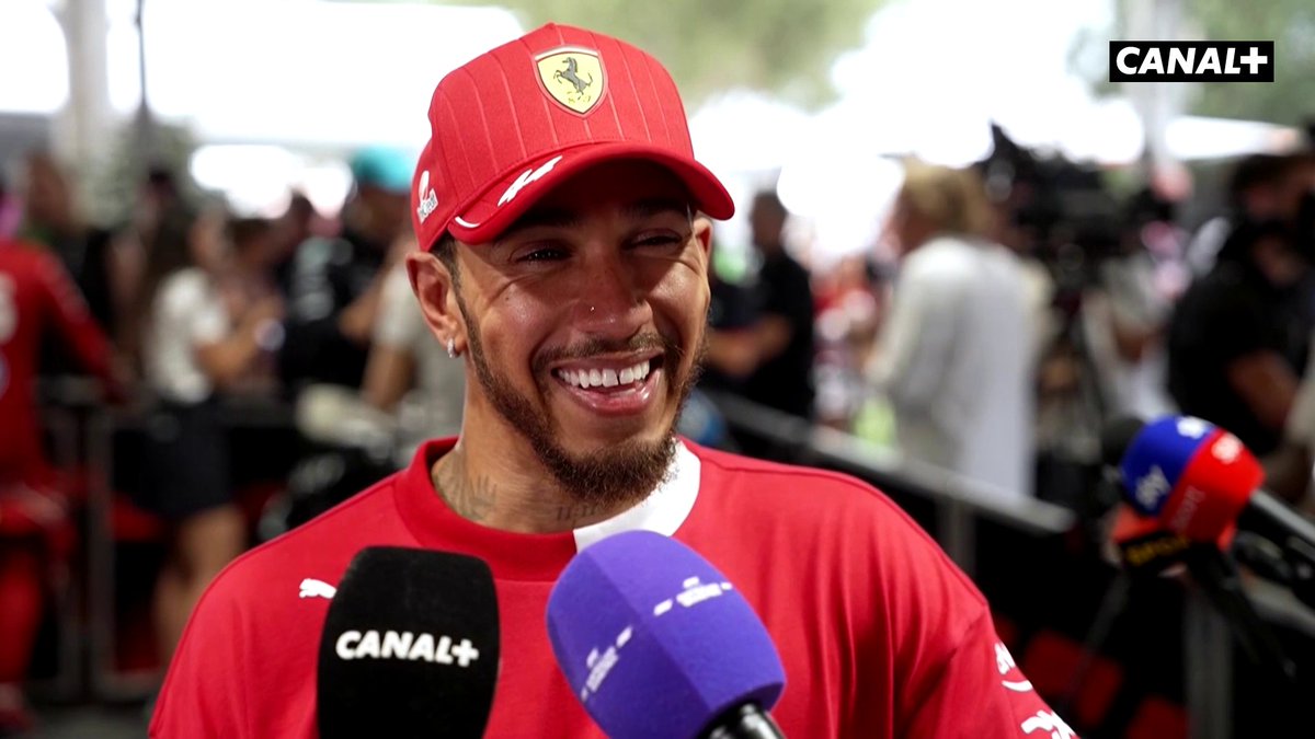 🎙️"Je ne sais même pas où sont les réglages pluie" 🤔 Lewis Hamilton va passer une soirée studieuse en prévision de la pluie pour son premier Grand Prix avec Ferrari 🤓🌧️ #AustralianGP #F1