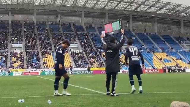 ㊗Jリーグデビュー⚽ #橋本悠 選手のインタビューを お届けします🎤 🏆明治安田J1リーグ 第6節🏆 #アビスパ福岡 1-0 #FC東京 3/29（土）#町田 戦は #アビスパ肉祭り👇 📺 Ｊ１・Ｊ２・Ｊ３＜全試合＞中継 #DAZN 独占▶️