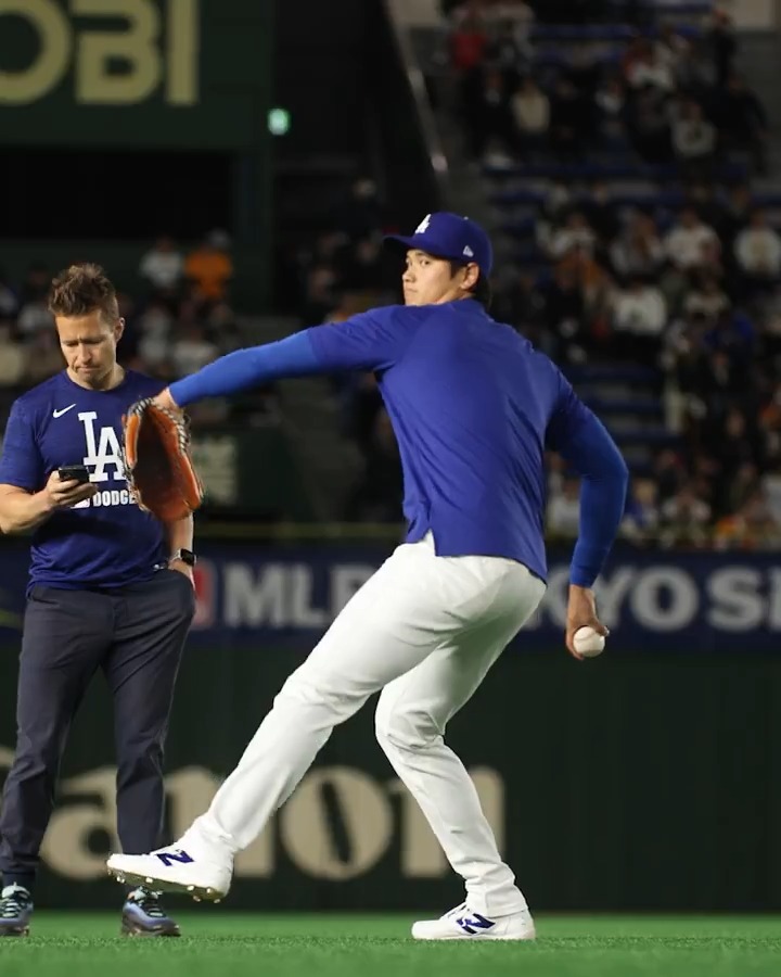 Some Shohei Ohtani throwing content for your feed 😍 #TokyoSeries
