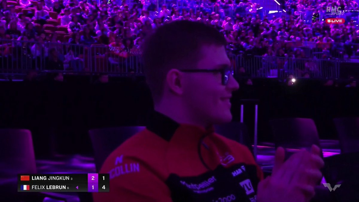 🇫🇷🇨🇳🏓 Le point de zinzin du cyborg Félix Lebrun, 18 ans, face au numéro 3 mondial, le Chinois Liang Jingkun, qui s’est malheureusement incliné en quart de finale du WTT.