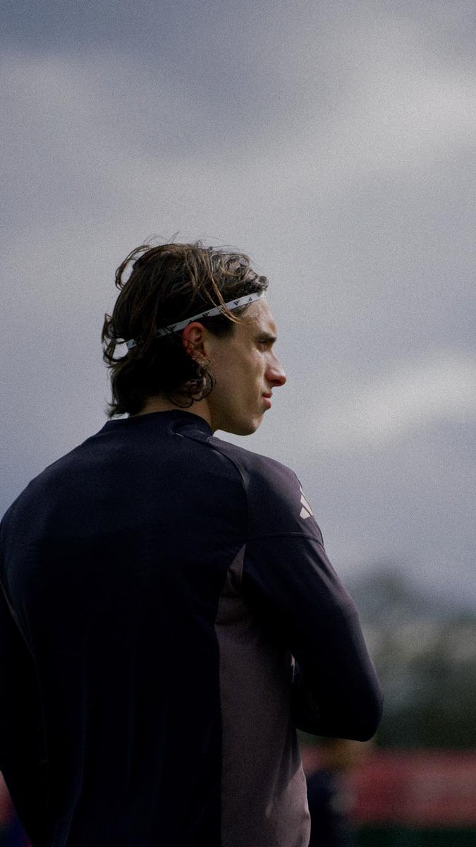 Relentless energy ⚡️ Training with Calafiori 🎥