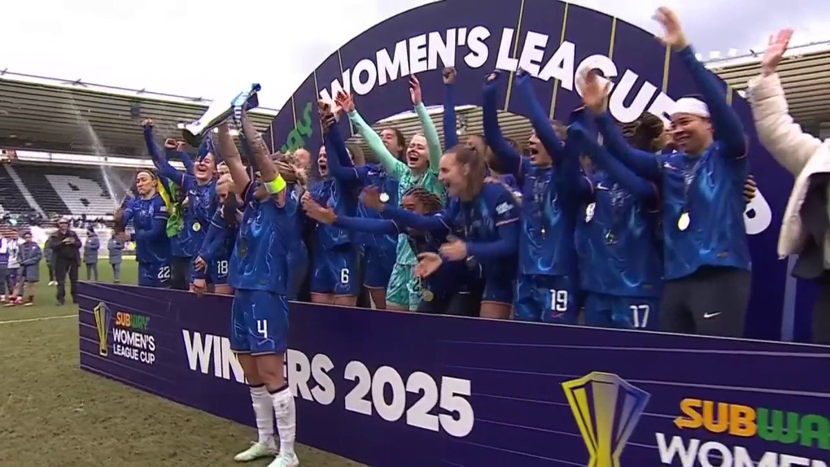 ๐คฉ The moment (C)helsea FC Women lifted the Women's League Cup ๐๐๐ต #BBCFootball