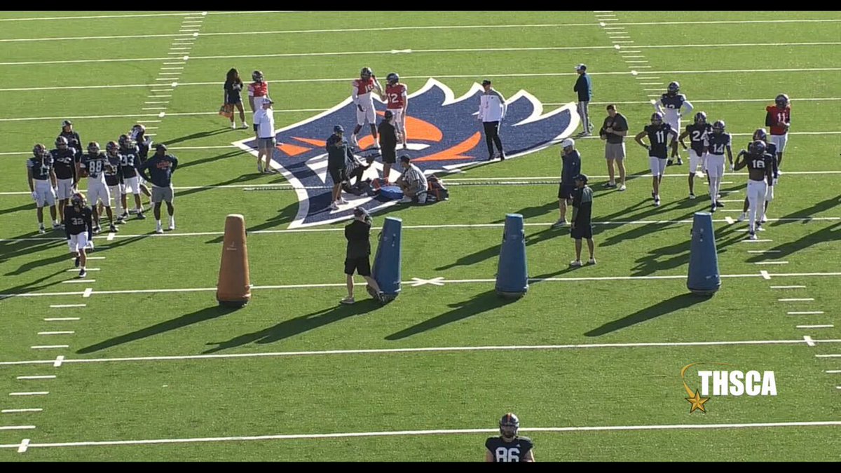 Oregon OC Will Stein - Window Drill - Applicable drill for Spacing, Hank, Basic Cross etc. - WR must find the first available window in the zone. Enter back through the zone, drop step and burst for 5 yards. - QB working pocket movement. - Game like tempo.