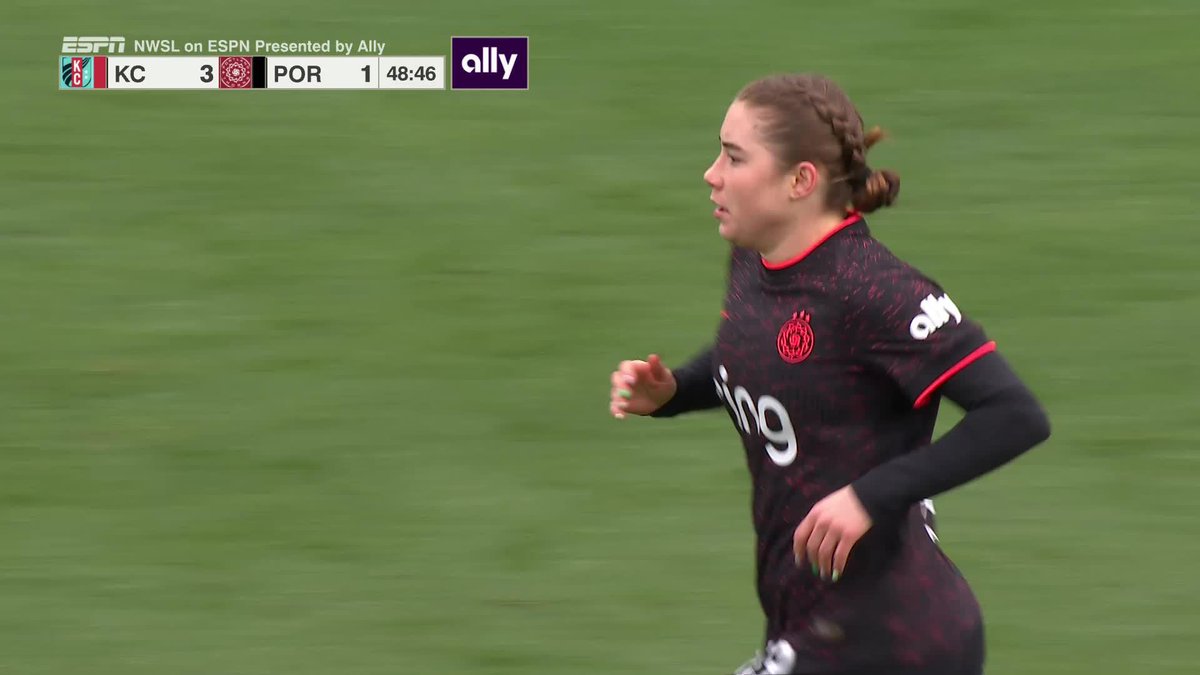 Olivia Moultrie gets her goalscoring started in 2025!