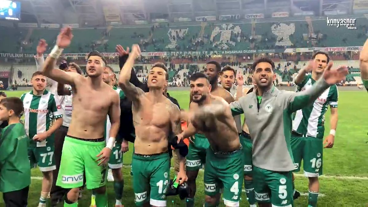 Biz böyle çok güzeliz! 🤗 Teşekkürler Büyük Konyaspor Taraftarı 💚🤍