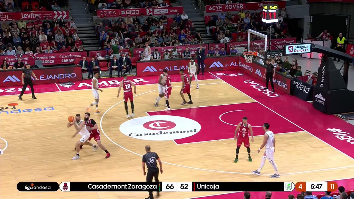 Buuuuuuuuuuuuuuuuuuuuuf, Santiago Yusta... ¡PROTEGIENDO EL PRÍNCIPE FELIPE! ⛔️ 📺 Basket en Movistar Plus | #ConectaConTuPasión #LigaEndesa | Casademont Zaragoza