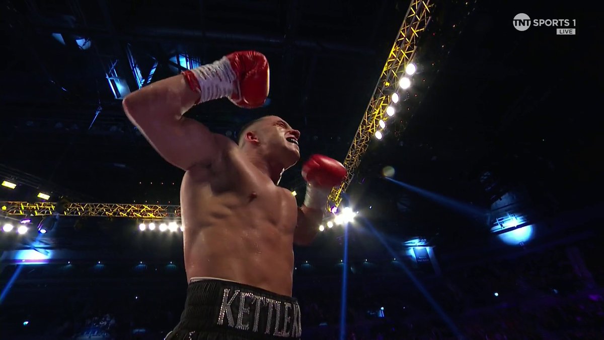 NICK BALL RETAINS HIS WORLD TITLE ๐ TJ Doheny's corner have seen enough and bring an end to the fight! #BallDoheny ๐บ TNT Sports & discovery+ UK
