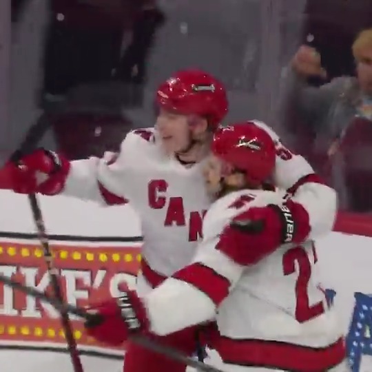SCOTT MORROW'S FIRST NHL GOAL 🚨