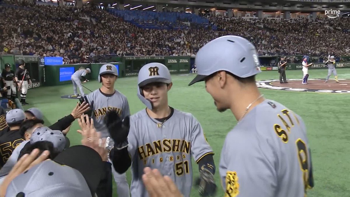 #MLB東京シリーズ 速報 #佐藤輝明 先制の3ランホームラン! 解説の能見さんと松井さんも驚愕の一打🔥 プレシーズンゲーム 4回裏 攻撃中 ドジャース0-3阪神 LAD |000 0 阪神 |000 3 ▼プライムビデオでライブ配信中 #プライムビデオでMLB #阪神タイガース