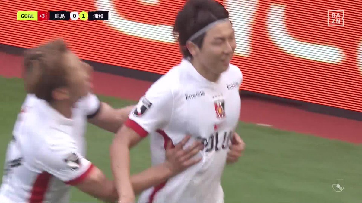 レッズの救世主になるか！？ 試合を動かしたのは 浦和の新加入MF #松本泰志 #関根貴大 のクロスに 2列目から飛び込んだ👏 🏆明治安田J1第6節 🆚鹿島×浦和 🆓#DAZN LIVE配信中 #Jみようぜ #Jリーグ #鹿島浦和