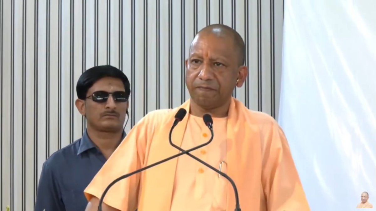 मैं आश्वस्त करता हूं... मीडिया की सकारात्मक भूमिका को आगे बढ़ाने में जिस भी प्रकार के सहयोग की आवश्यकता पड़ेगी, सरकार आपके साथ खड़ी होगी...