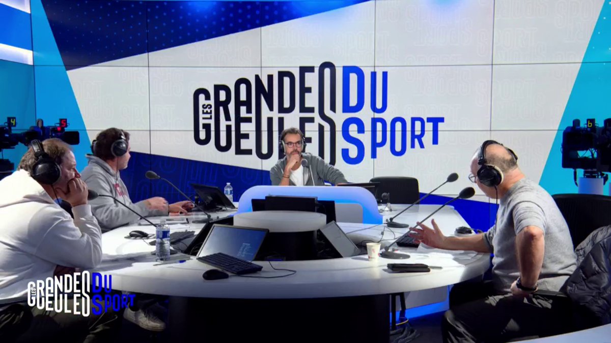 ๐ฃ๐ฌ Philippe Saint-Andrรฉ : "Gagner un Tournoi des VI nations sur une annรฉe impaire, la derniรจre fois c'รฉtait en 2007... 30 essais inscrits en 5 matches, des records incroyables avec Ramos qui vient de dรฉpasser Michalak et Moefana qui a รฉtรฉ l'homme du tournoi, c'est exceptionnel."