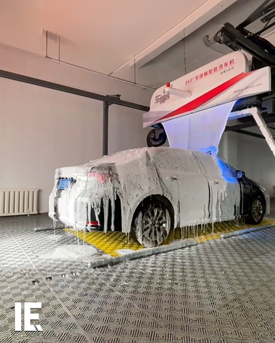 Hands free carwash