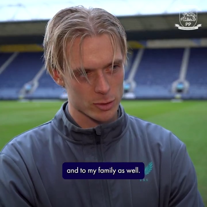 Start your day with wholesome content. 🥹 Thinking of you and your family today, Stef. 🙏 #pnefc