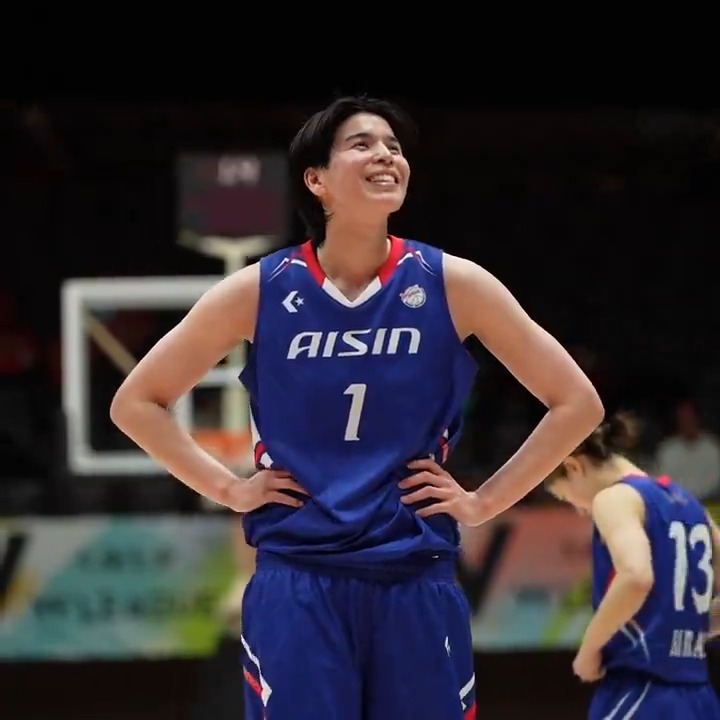 渡嘉敷 来夢が大一番で"トリプルダブル"を達成🔥🔥 18得点・10リバウンド・11アシストの驚異的な記録を残す！！ アイシン#1 渡嘉敷 来夢（PF｜193cm） GAME2：18 PTS｜11 AST｜10 REB｜40 MIN 【入替戦 vs三菱電機】 Ramu Tokashiki 【公式】アイシンウィングス🏀AISIN WINGS #大樹生命Wリーグ #Wリーグ