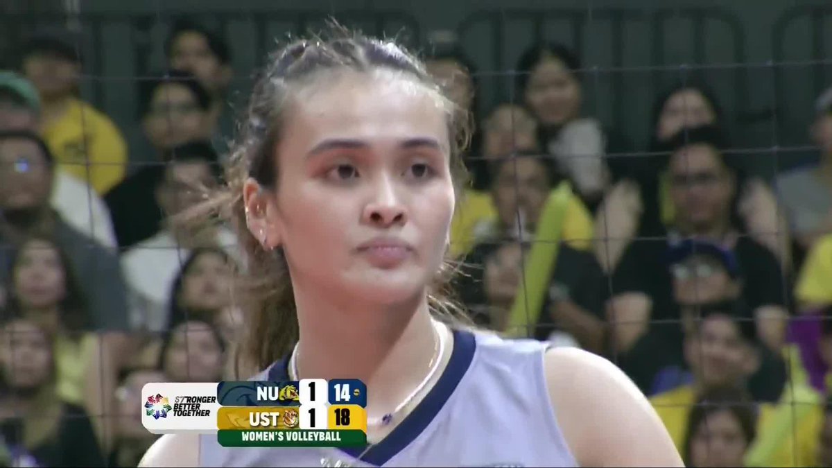 SENIOR SWAGFEST RIGHT HERE 💥 Bella Belen and Alyssa Solomon show their signature swag after delivering a powerful attack and a clutch block in the third set against the UST Golden Tigresses in the UAAP Season 87 Women’s Volleyball Tournament! #OneSports #UAAPSeason87