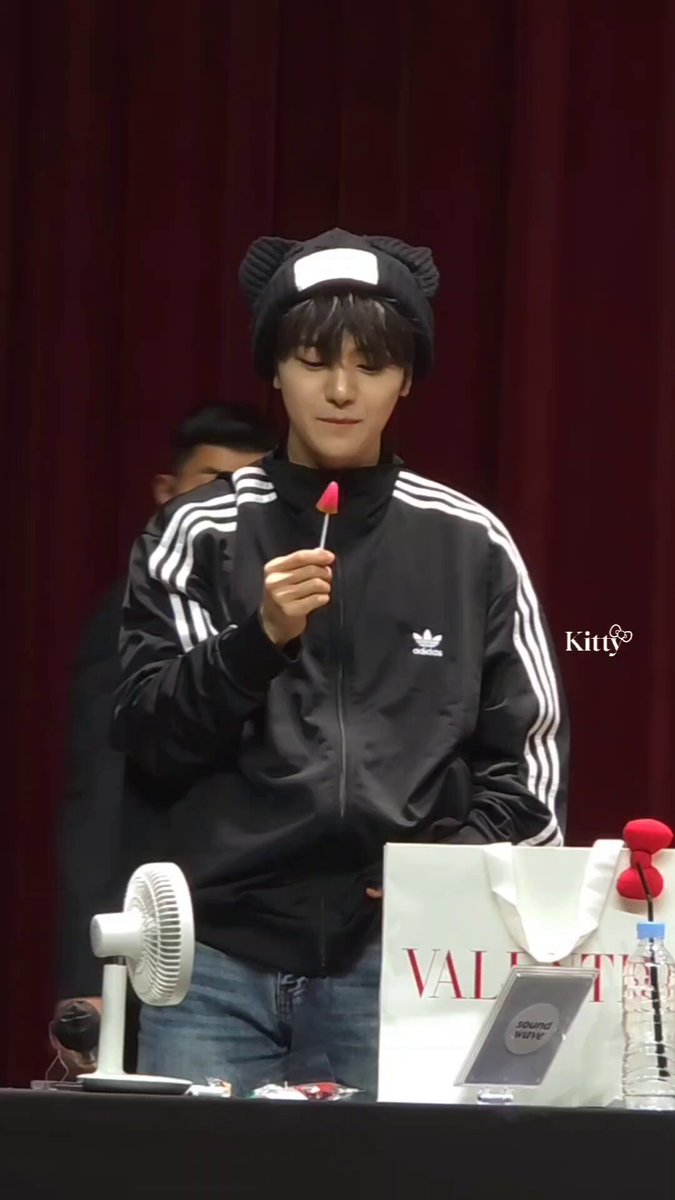 250316 팬싸 🐈‍⬛🍭 #석매튜 #seokmatthew #ソクマシュー #メテュ #제로베이스원 #ZEROBASEONE