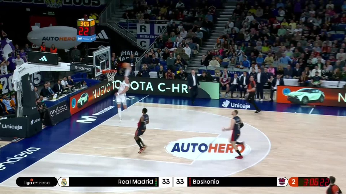 😱😱😱😱😱😱😱😱😱😱😱 ¡TREMENDO MOLINILLO que se ha marcado Mario Hezonja! ¡MAMMMMMMMMMMMA! 📺 Basket en Movistar Plus+ | #ConectaConTuPasión #LigaEndesa | Real Madrid Basket