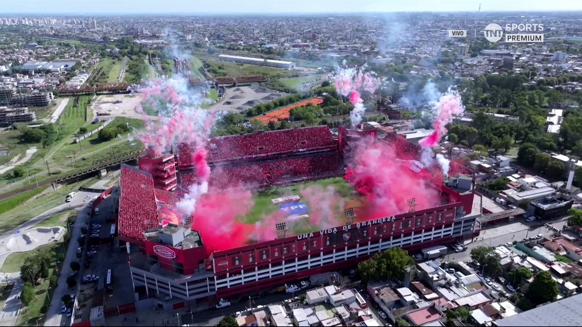 IMPRESIONANTE RECIBIMIENTO PARA INDEPENDIENTE EN EL CLÁSICO ANTE RACING.