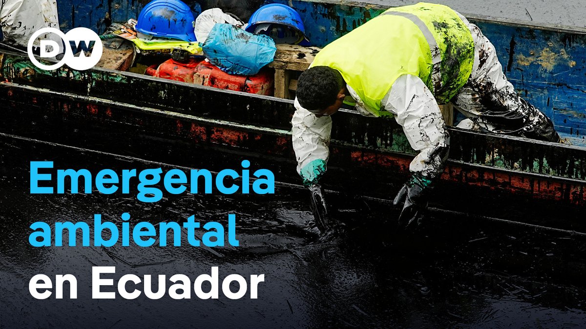 Desastre ecológico en Ecuador Un derrame de petróleo en el noroeste de #Ecuador ha oscurecido las aguas del río Esmeralda, lo que llevó a las autoridades a declarar una emergencia ambiental y a pedir a los residentes que racionen el agua potable. Se cree que el derrame fue provocado por un deslizamiento de tierra que dañó un importante oleoducto, contaminando un tramo del río, fuente crucial de agua y alimento para la población local. La empresa estatal #Petroecuador afirmó estar trabajando para atender la emergencia en el oleoducto, que forma parte del Sistema de Oleoducto Transecuatoriano (SOTE) y transporta crudo desde la #Amazonía. / ab