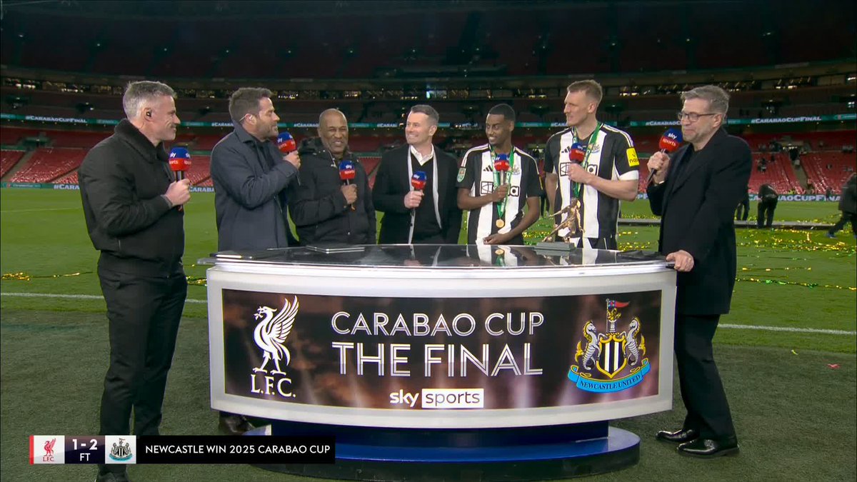 "I'll definitely take an England call-up over a trip to Dubai" 😂 Very sensible, Dan 🤣