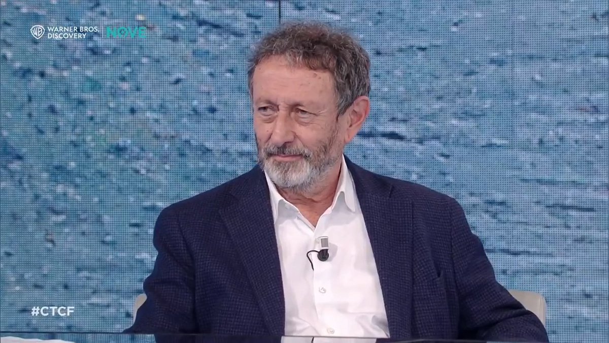 - Michele Serra, che ho il piacere di avere tra i piรน fraterni amici da piรน di 30 anni, ha fatto la cosa piรน contro natura della sua vita ed รจ andata benissimo. - ร andata bene. ร successo. Michele Serra reduce dalla manifestazione per l'Europa a #CTCF