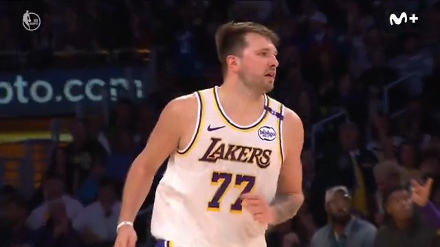 𝙇𝙊𝙆𝙐𝙍𝘼 𝘿𝙊𝙉𝘾𝙄𝘾 Hay canastón. Hay pique con Durant. Ántoni Daimiel GuilleGimenez #NBASundays