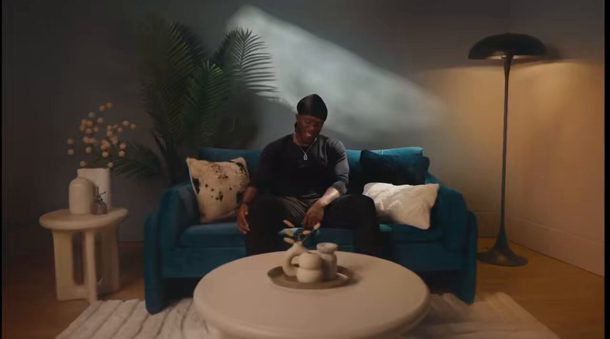 KSI talks about bringing his idea of the Sidemen show “Inside” to life 🐐