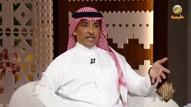 المديفر يسأل عن الظهور التلفزيوني الأول لمعالي وزير الإعلام سلمان الدوسري بعد أيام من إقالته من رئاسة تحرير الشرق الأوسط.. والدوسري يجيب: زعلت ولكن لم أغضب، "أنا مواطن ولست مرتزق" #سلمان_الدوسري_في_ليوان_المديفر