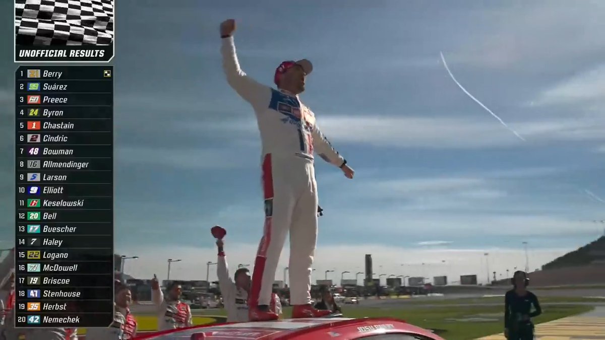 21 is a winner in Vegas. Josh Berry | Wood Brothers Racing