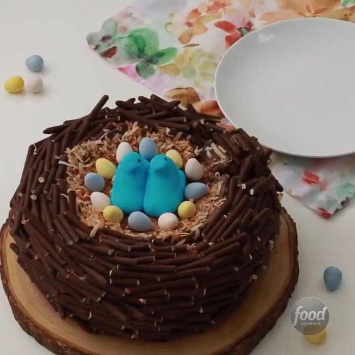 We're chirping in excitement over this Bird's Nest Cake 🪺 🎥: Alana Jones Mann #SpringBakingChampionship > Mondays @ 8|7c 🍰
